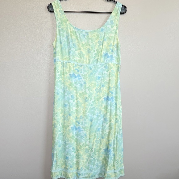 LOFT Dresses & Skirts - Ann Taylor LOFT Floral Mid Length Dress Green and Blue Size 8